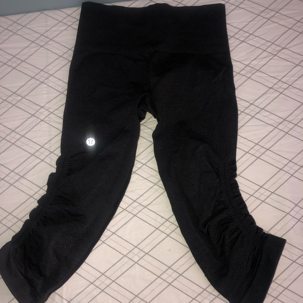 Lululemon scrunched compression - Picture 5 of 11